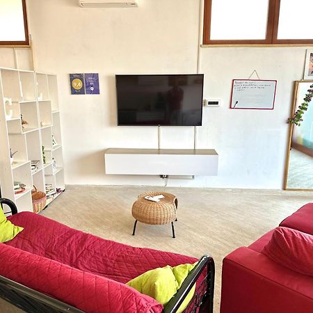 B&B The Loft Gioiosa Ionica Buitenkant foto